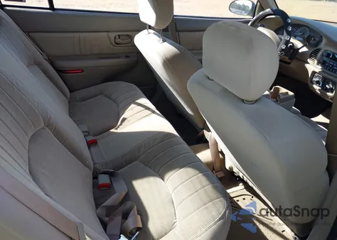 2002 Buick Century Custom z USA, uszkodzony, nr VIN 2G4WS52J221127746